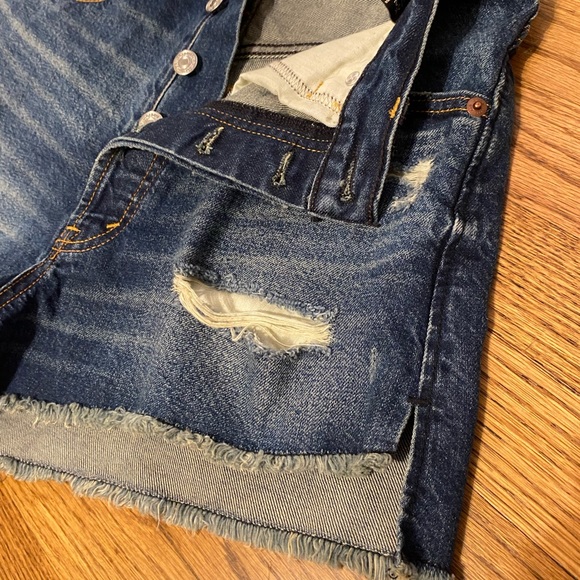 Abercrombie & Fitch high waisted shorts - Picture 7 of 10